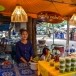 ตลาดต้องชม วัดพระนอนจักรสีห์