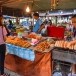 ตลาดต้องชม วัดพระนอนจักรสีห์