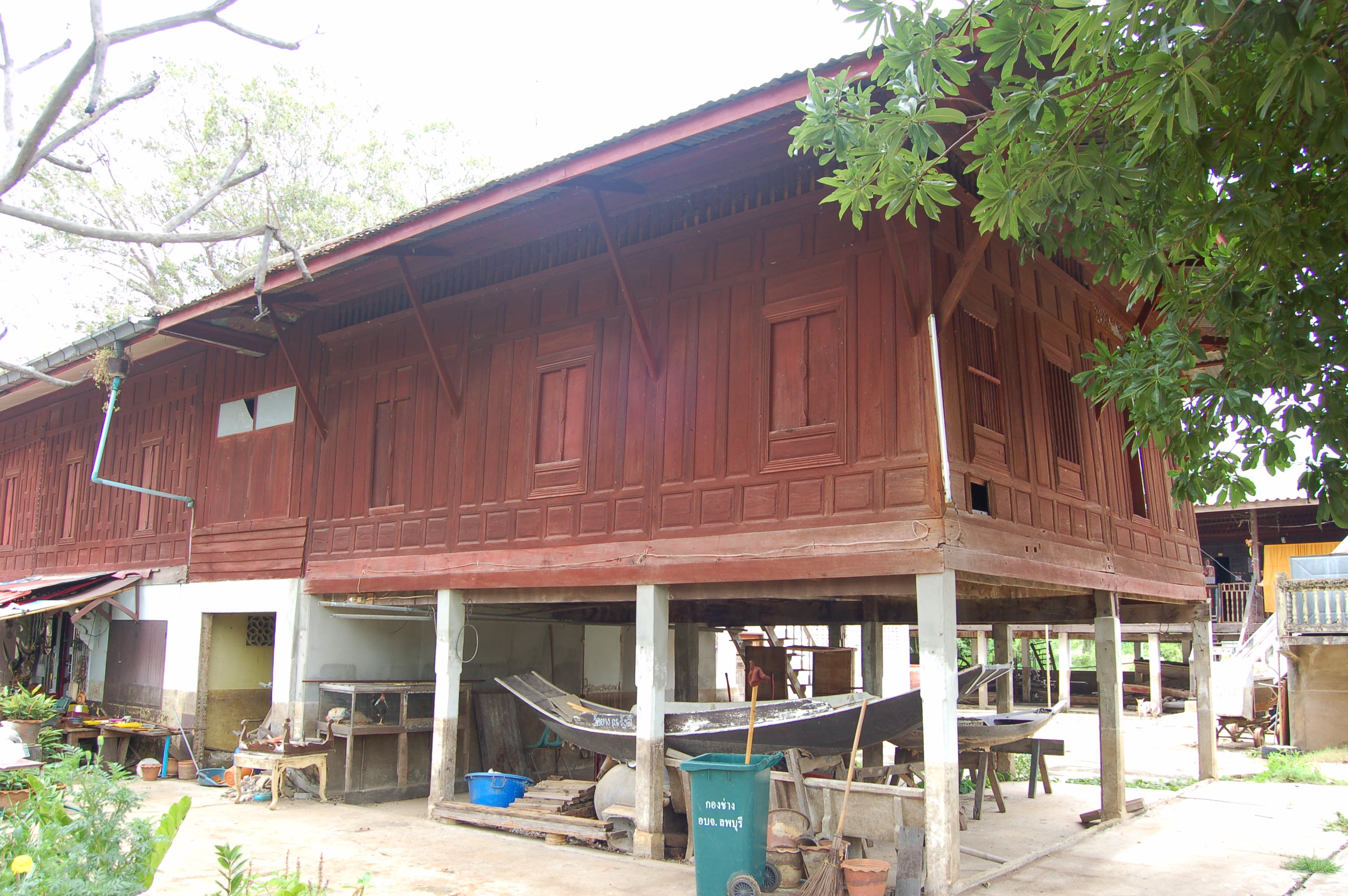 เรือมาด