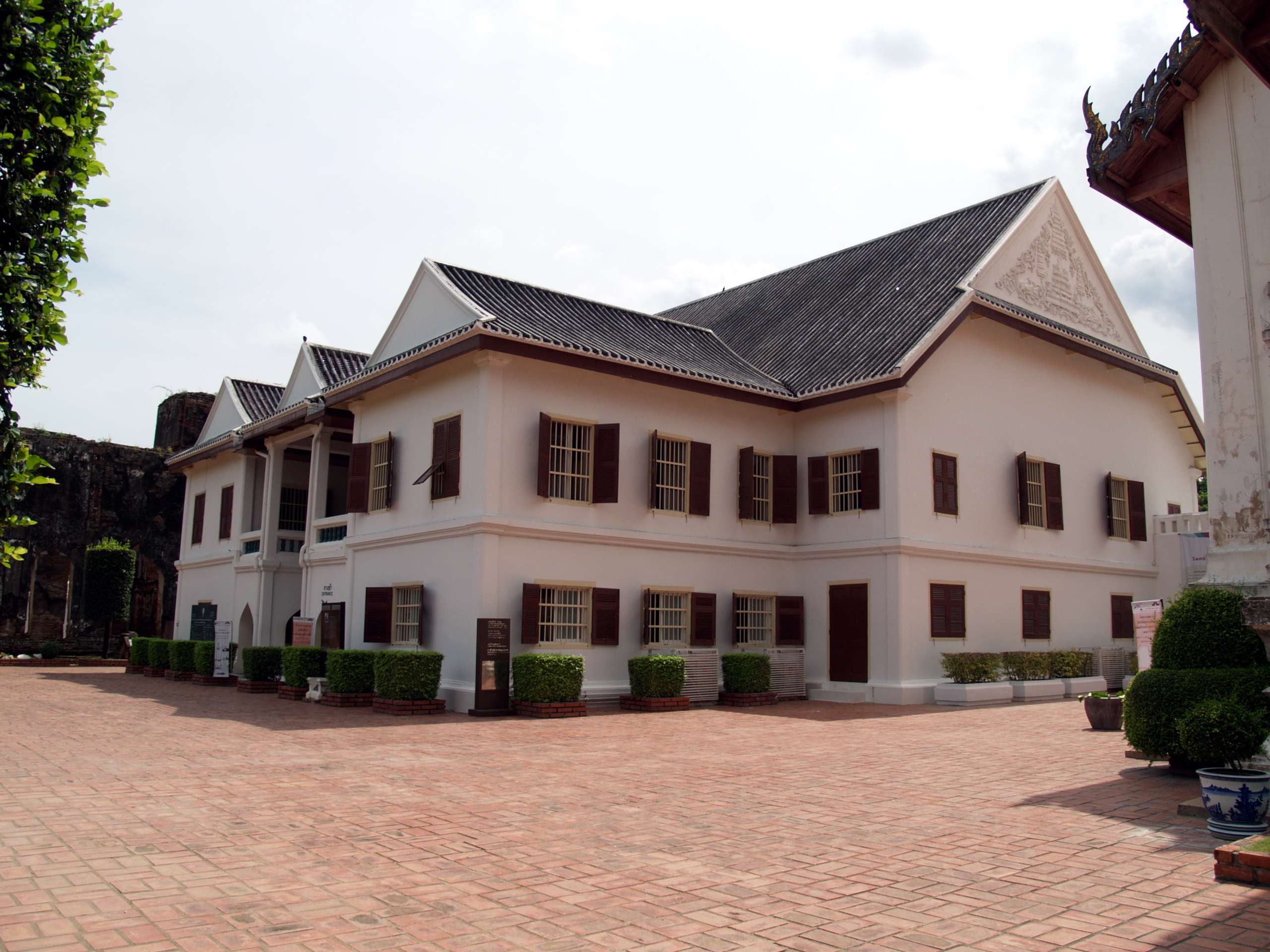 พระที่นั่งพิมานมงกุฎ