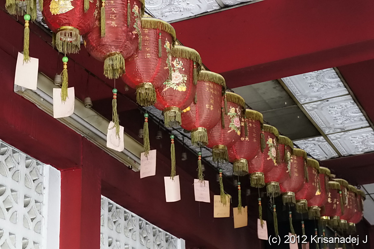 มูลนิธิสว่างทุ่งสงธรรมสถาน