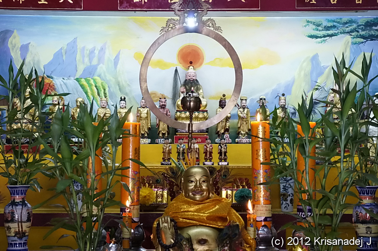มูลนิธิสว่างทุ่งสงธรรมสถาน