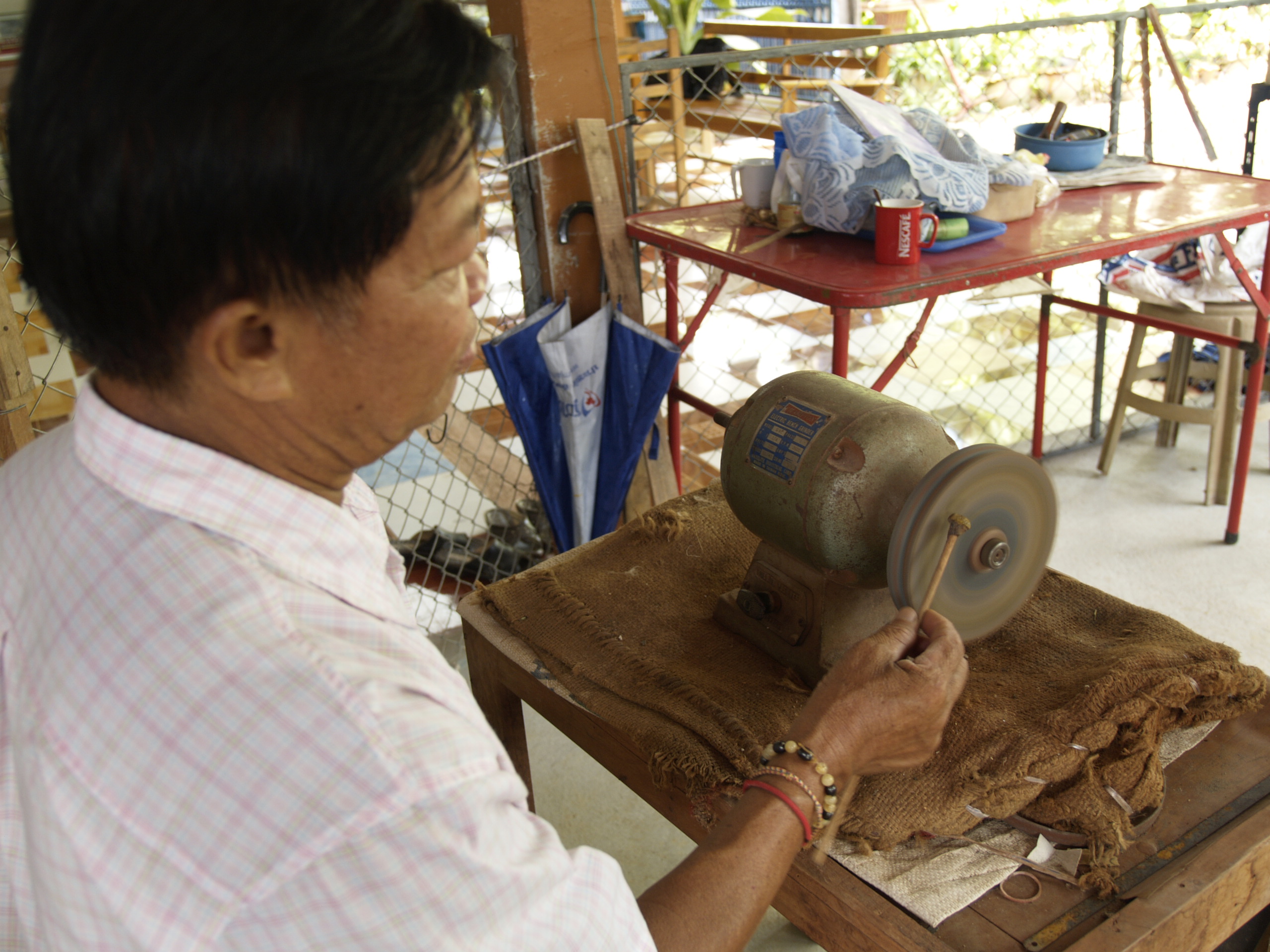 การทำข้าวตอกพระร่วง