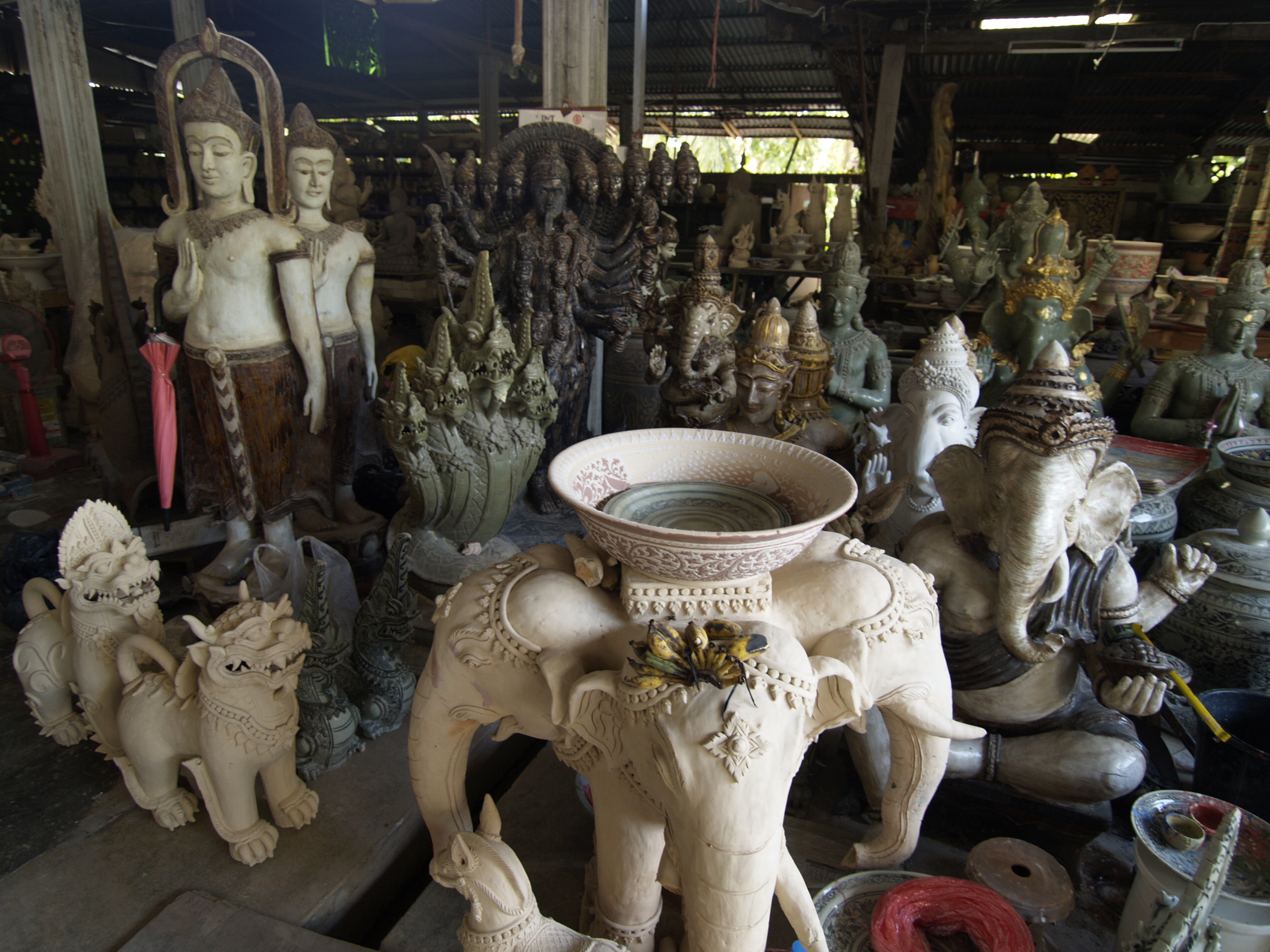 การทำเครื่องสังคโลก