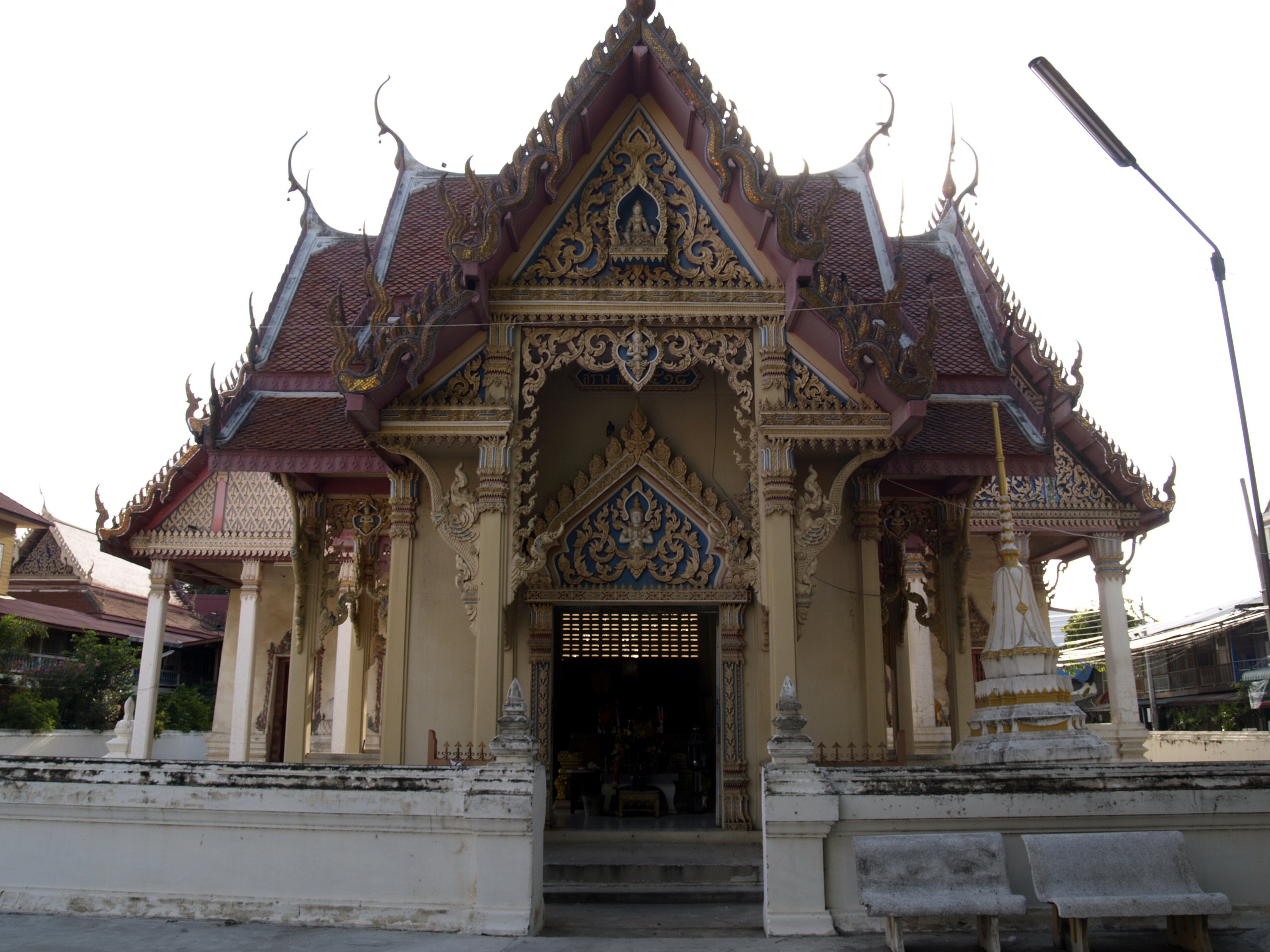 วัดประตูสาร
