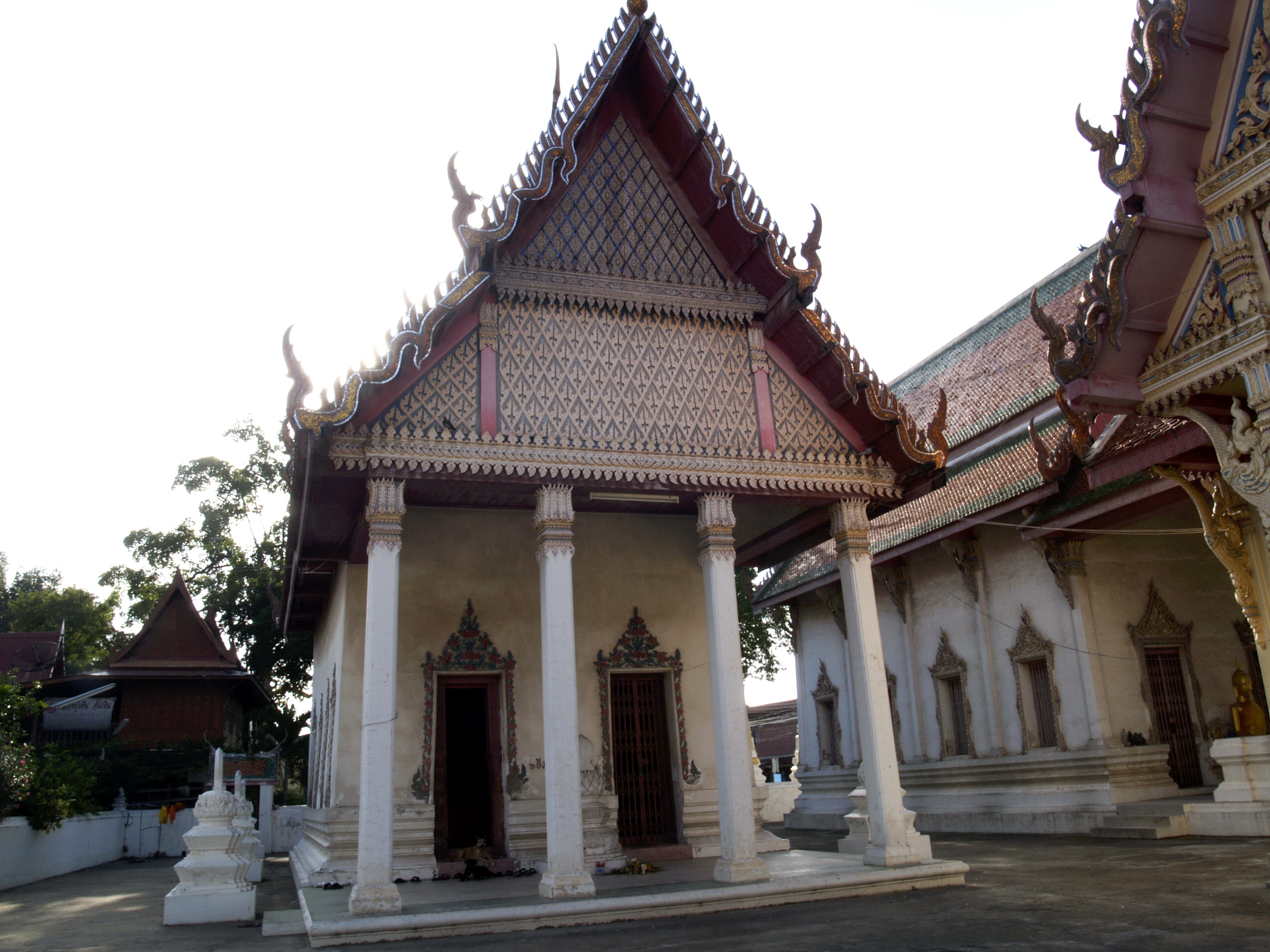 วัดประตูสาร