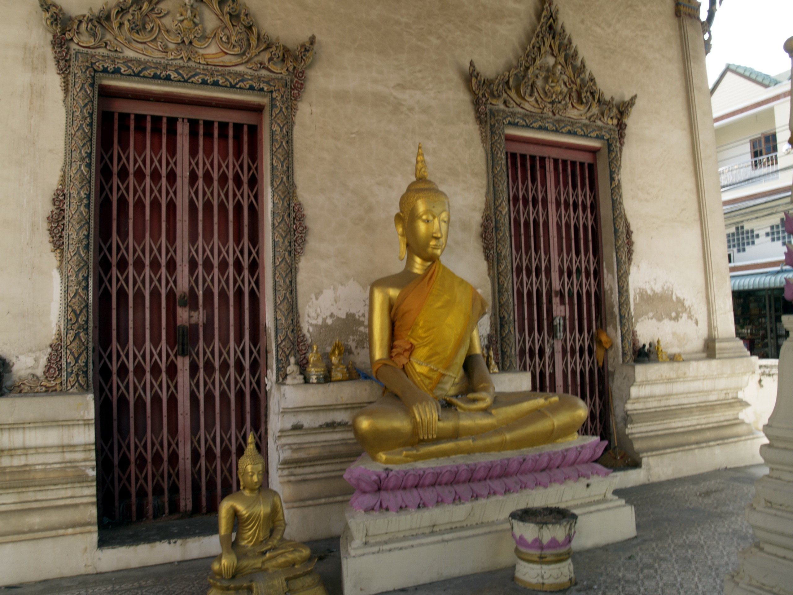วัดประตูสาร