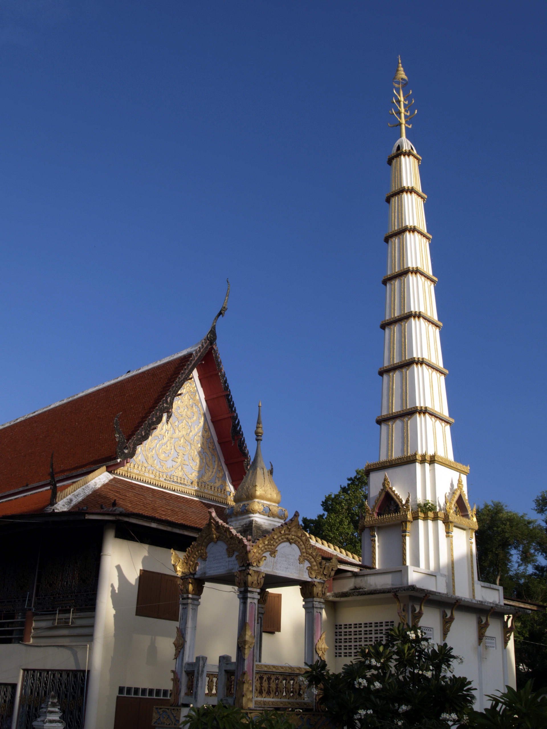 วัดประตูสาร