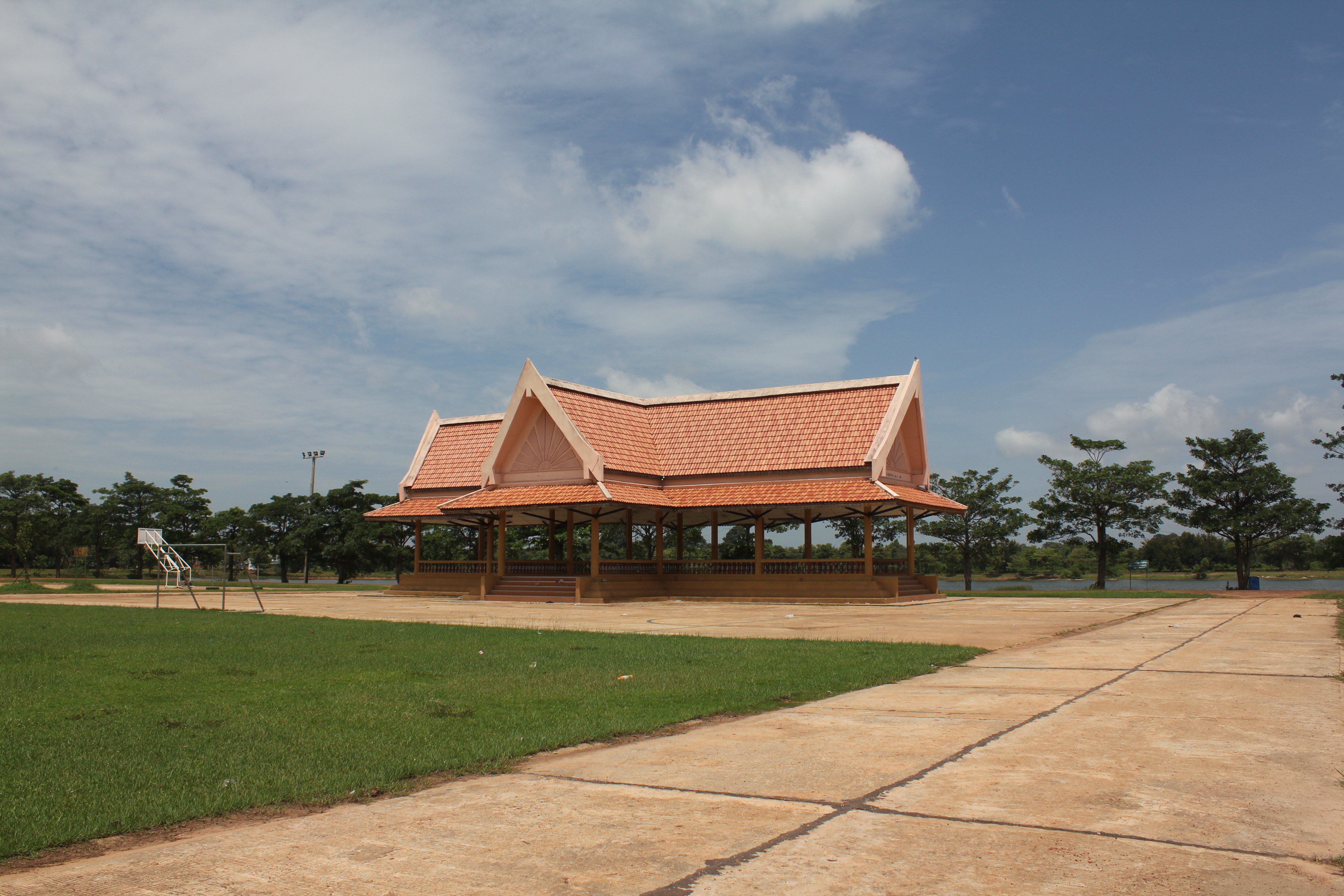 หอไตรหนองขุหลุ